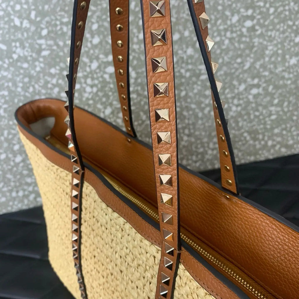 2026 Large Straw Handwoven Tote Bag for Women Beach Vacation Shoulder Bag with Leather Handle And Zipper Inner Pocket Casual Tra