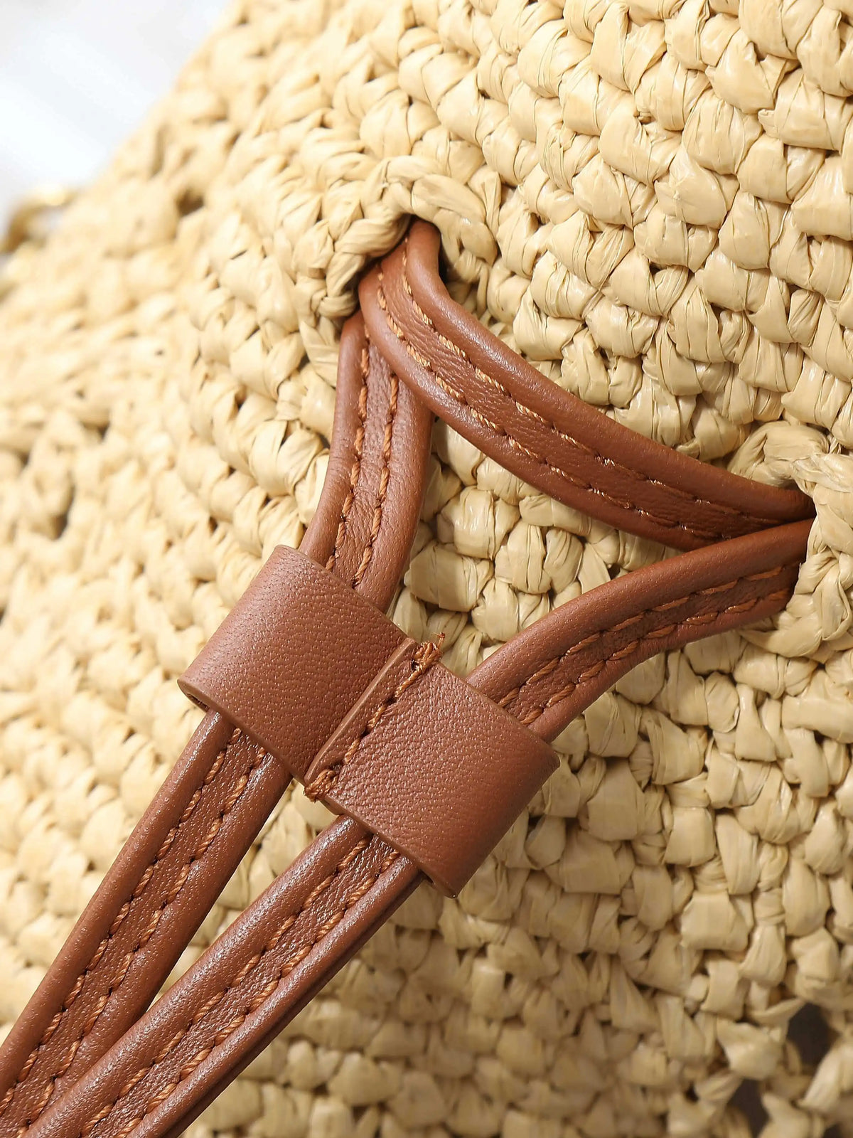2026 Spring Summer Hot Sale New Fashion Beige Raffia Woven Bag, Versatile Large Capacity Tote for Shoulder & Hand Carry