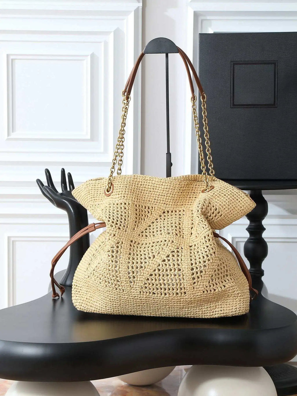 2026 Spring Summer Hot Sale New Fashion Beige Raffia Woven Bag, Versatile Large Capacity Tote for Shoulder & Hand Carry