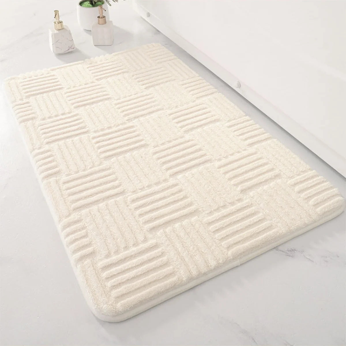 Thick Absorbent Bathroom Mat – Non-Slip Quick-Dry Plush Bath Rug for Shower & Entryway