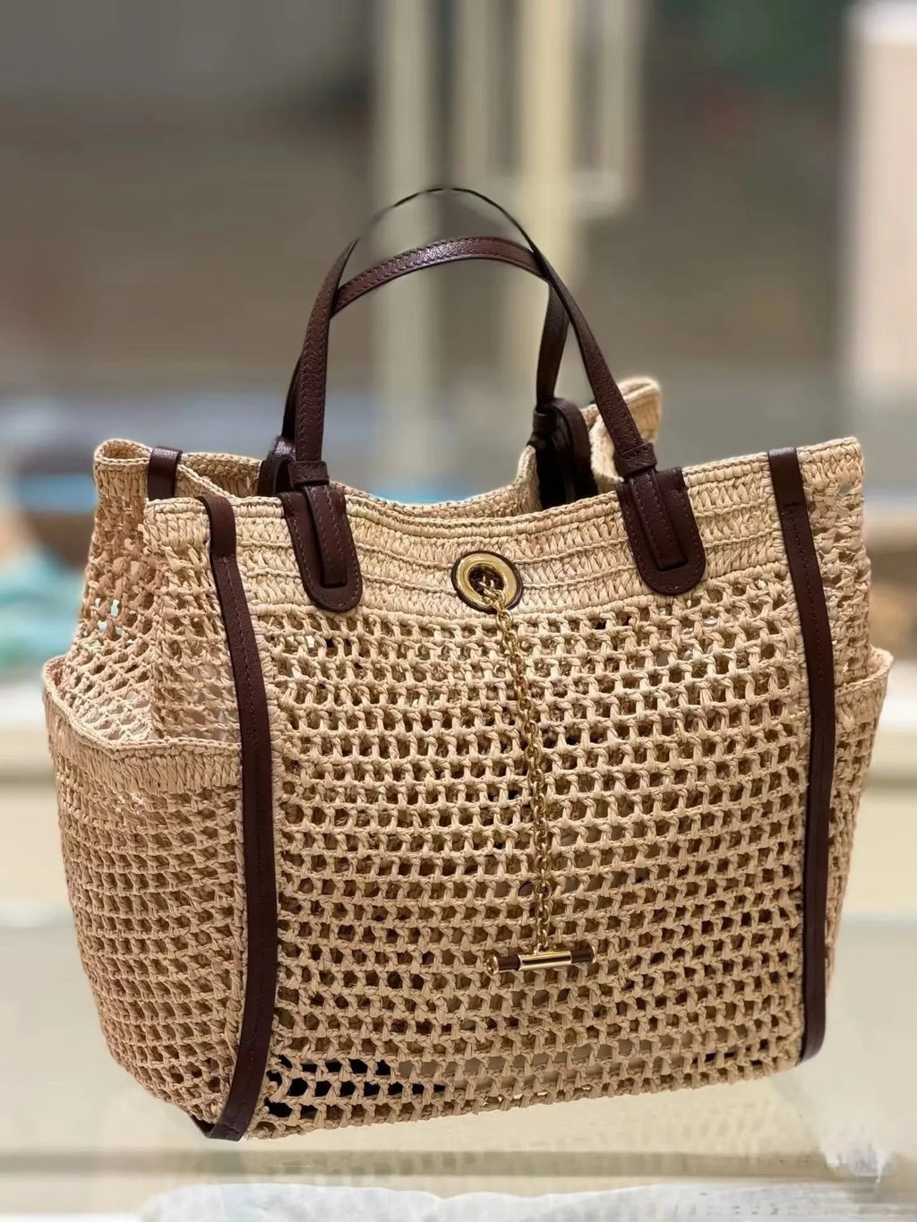 Summer 2026 Large Tote Straw Woven Handbag with Leather Accessories Single Shoulder Hollow Weaving Vacation Style Bag