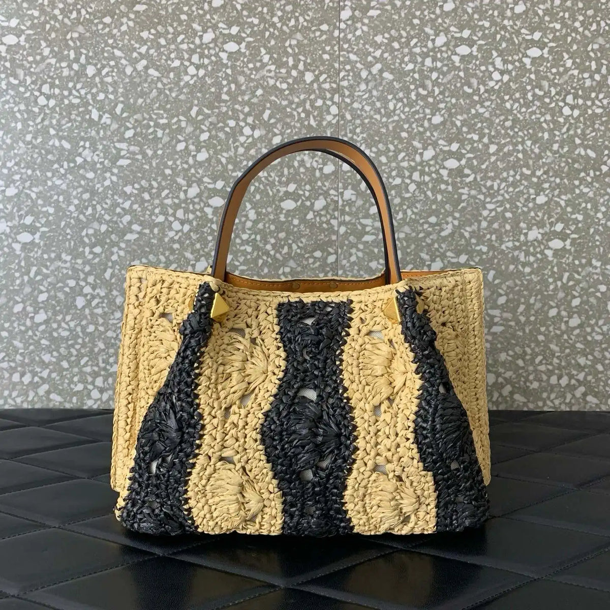 Elegant Two-tone Wave Pattern Lafite Grass Tote Handbag for Women Large Capacity Shopping Bag Handheld Or Shoulder Carry