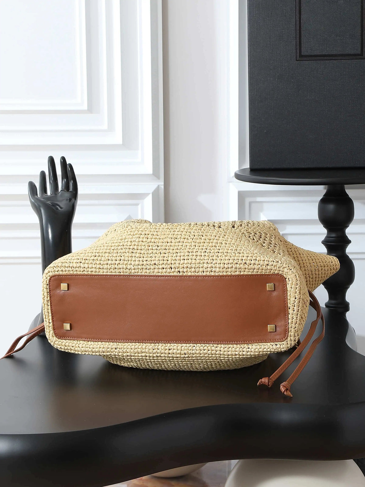 2026 Spring Summer Hot Sale New Fashion Beige Raffia Woven Bag, Versatile Large Capacity Tote for Shoulder & Hand Carry
