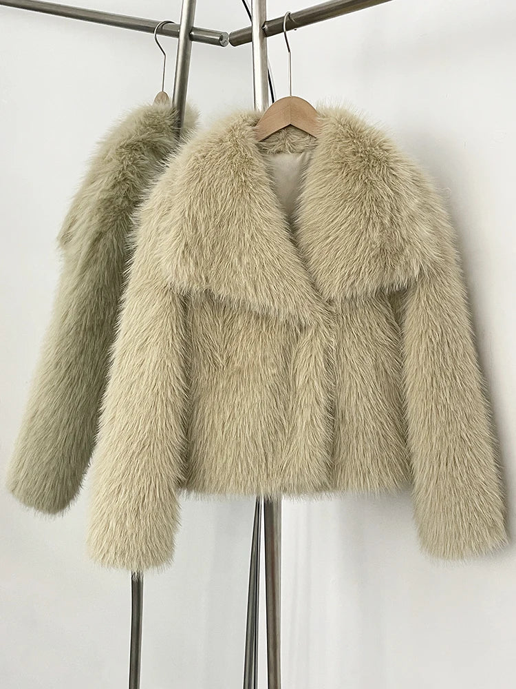 Womens Faux Fur Coat Cropped Soft Plush Artificial Short Fur Coat Holiday Party Elegant Winter Fashion Outerwear Coats for Women