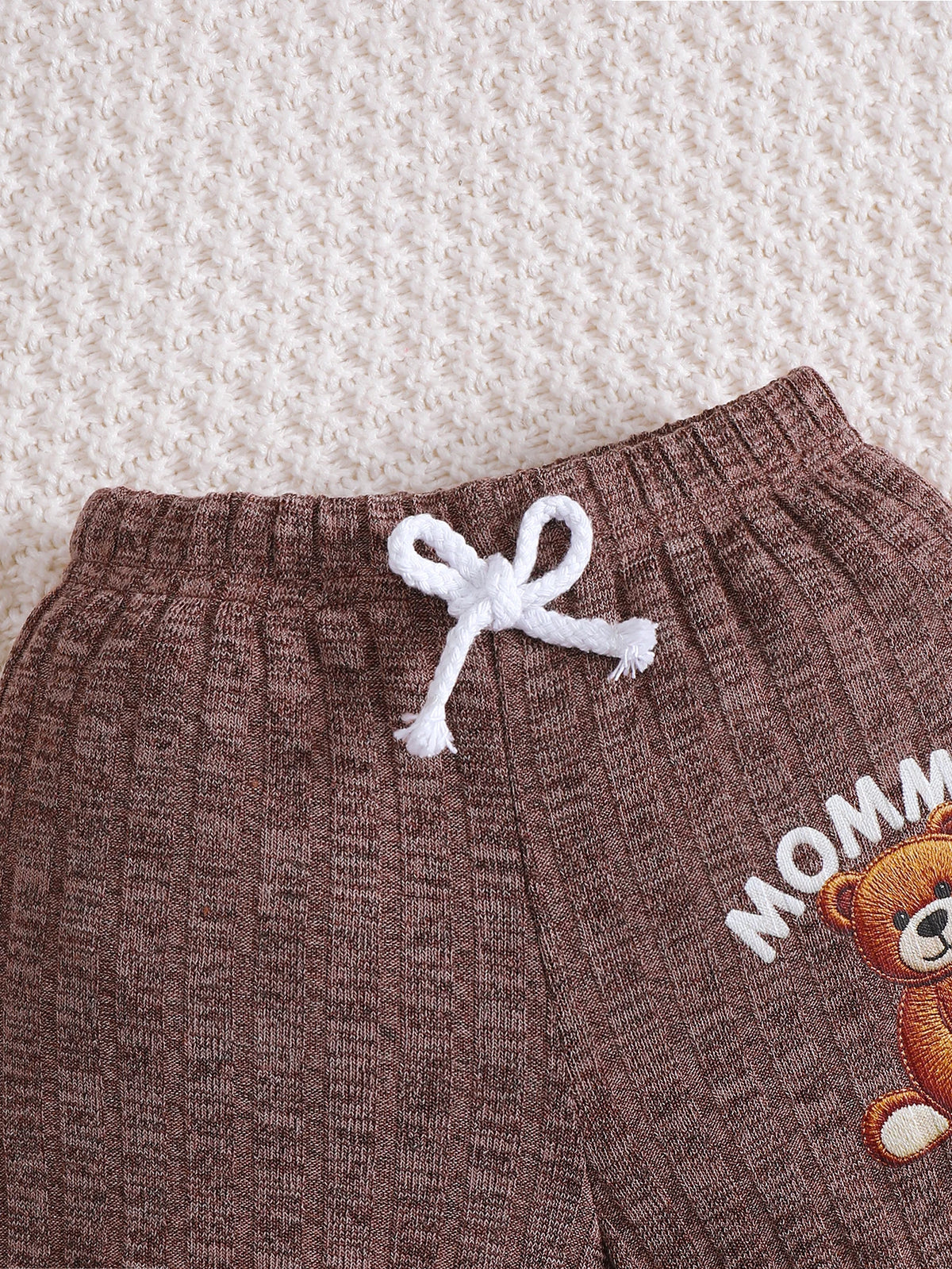 Newborn Baby Boy Set Cartoon Cute Little Bear Jumpsuit and Shorts 2-Piece Set for Cute Baby Boys Aged 0-18 Months in Summer