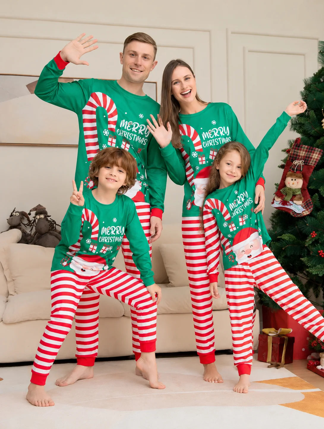 New Xmas Look Family Matching Pajamas Set for Christmas Full Sleeve 2 Pieces Suit Sleepwear Adults Kids Clothing Soft Loungewear