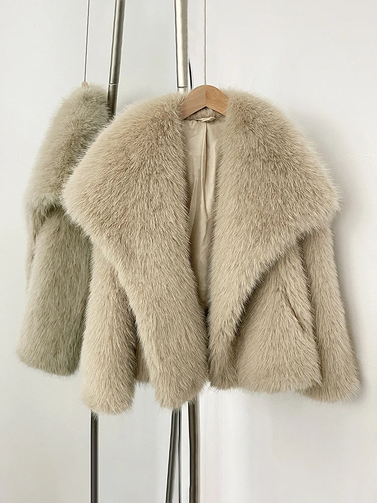 Womens Faux Fur Coat Cropped Soft Plush Artificial Short Fur Coat Holiday Party Elegant Winter Fashion Outerwear Coats for Women