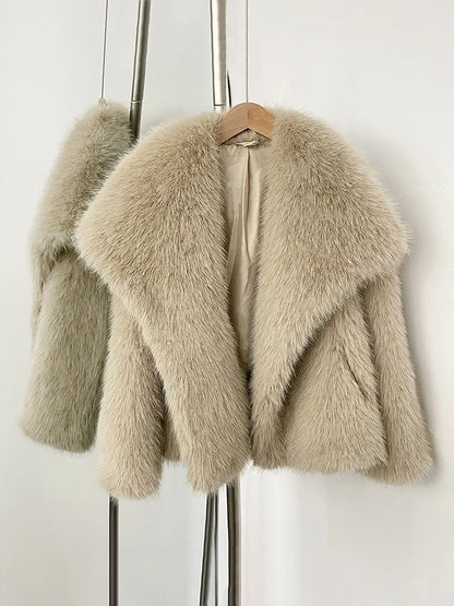 Womens Faux Fur Coat Cropped Soft Plush Artificial Short Fur Coat Holiday Party Elegant Winter Fashion Outerwear Coats for Women