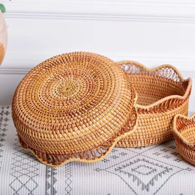 Hand-Woven Fruit Storage Basket Rattan Storage Tray Wicker Baskets Bread Food Breakfast Display Box Handicrafts Home Decoration