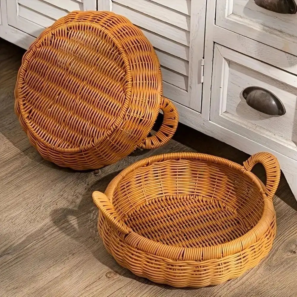 Large Capacity Imitation Rattan Storage Basket Plastic Handmade Round Rattan Storage Tray Decorative with Handle