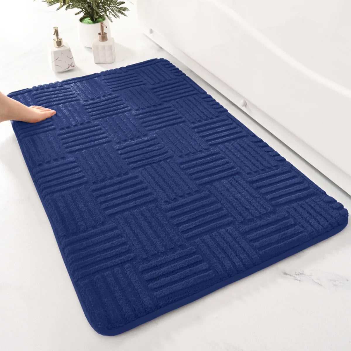 Thick Absorbent Bathroom Mat – Non-Slip Quick-Dry Plush Bath Rug for Shower & Entryway